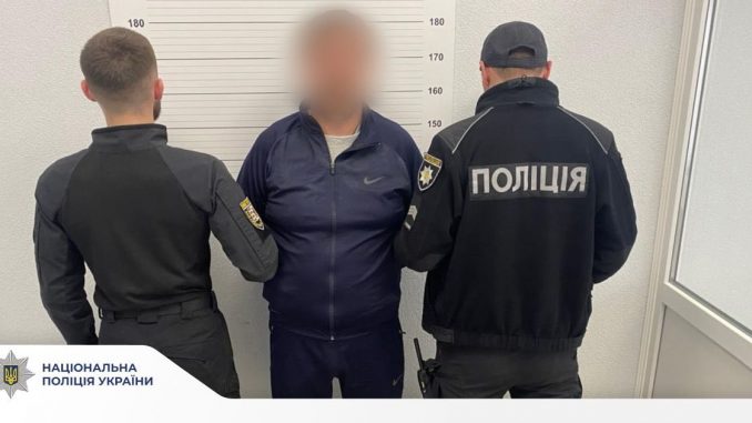 В Ужгороді чоловік намагався викрасти свою колишню дружину серед білого дня