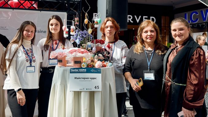 Школярі Закарпаття представили бізнес-ідеї на Junior EXPO у Львові (ФОТО)