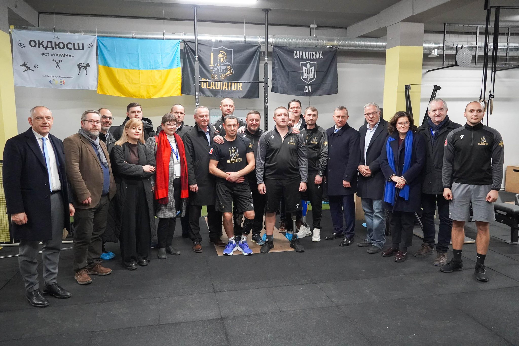 «Ми з вами до перемоги»: Делегація Європейського комітету регіонів відвідала Ужгород для обговорення відновлення та потреб громади