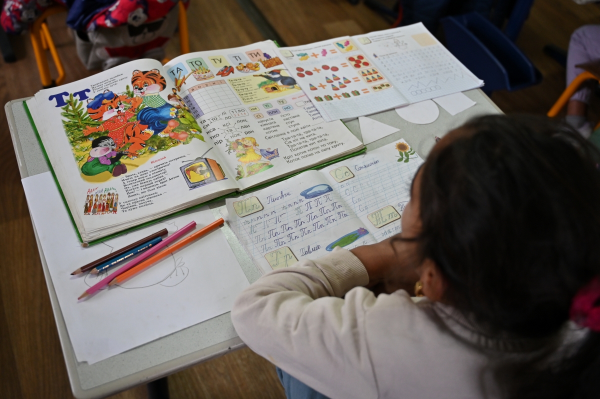 Новий посібник та підручники: освітній проєкт INCLUSIV.EDU підтримує дошкільну підготовку в Ужгороді